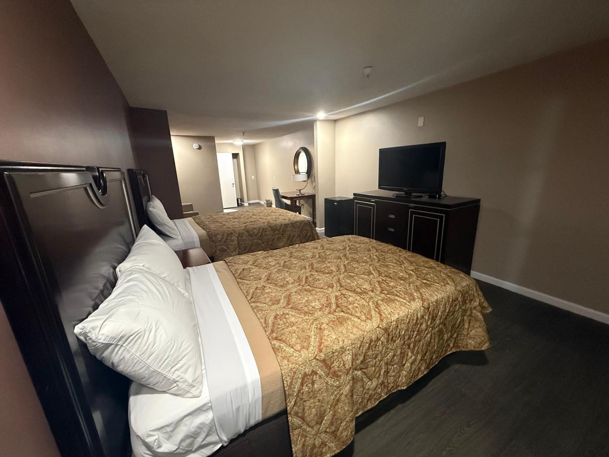 ג'ונסבורו Magnolia Bay Hotel & Suites מראה חיצוני תמונה