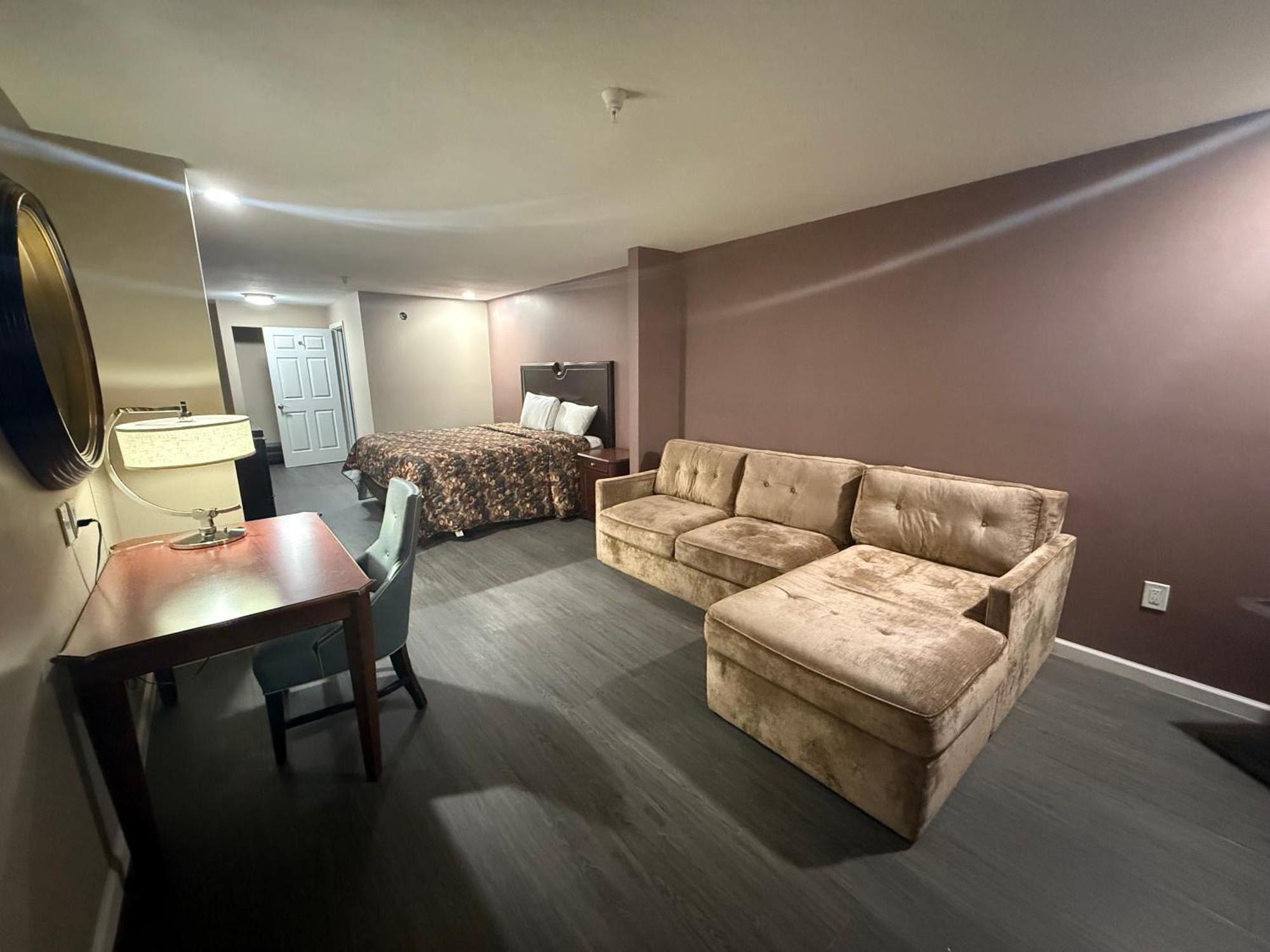 ג'ונסבורו Magnolia Bay Hotel & Suites מראה חיצוני תמונה